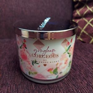 Gingham gorgeous candle by bath and body works